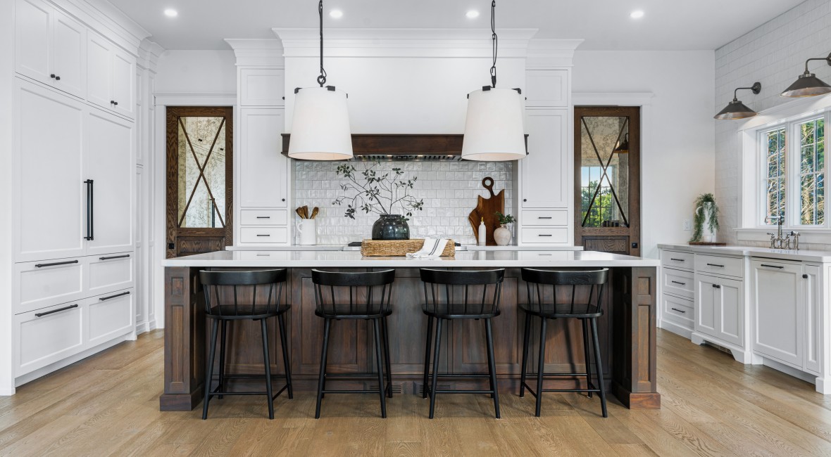 A Kitchen for Large Gatherings Image